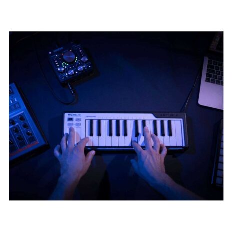CONTROLADOR-MIDI-ARTURIA-MICROLAB CONTROLADOR-MIDI-ARTURIA-MICROLAB