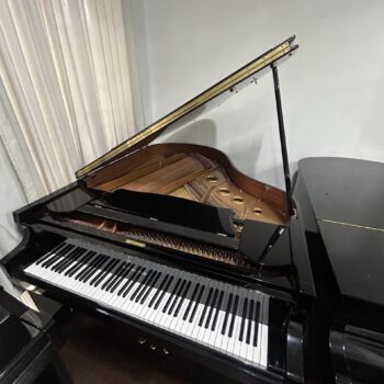 Piano de Cola Samick