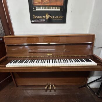 Piano Vertical Yamaha