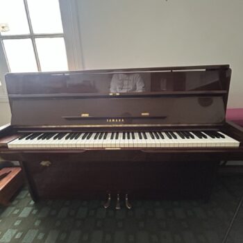 Piano Vertical Yamaha